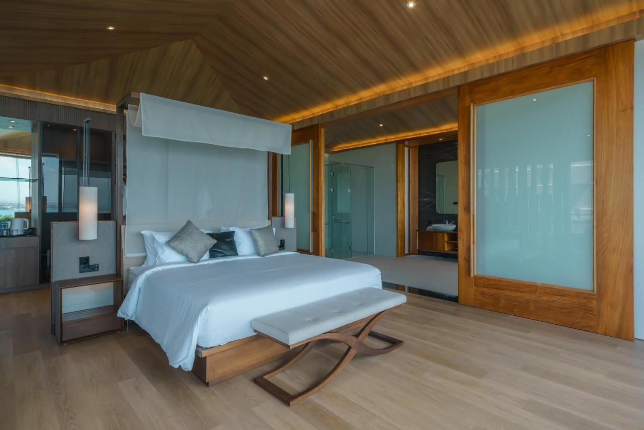 Beyond The Sea - Luxe Sea View Villa In Jimbaran Экстерьер фото